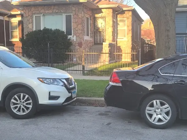 7939 S Kingston Avenue, Chicago, IL 60617