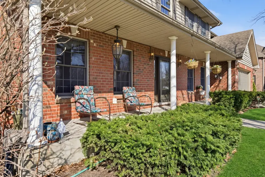 8304 Queen Victoria Lane, Tinley Park, IL 60477 - #2