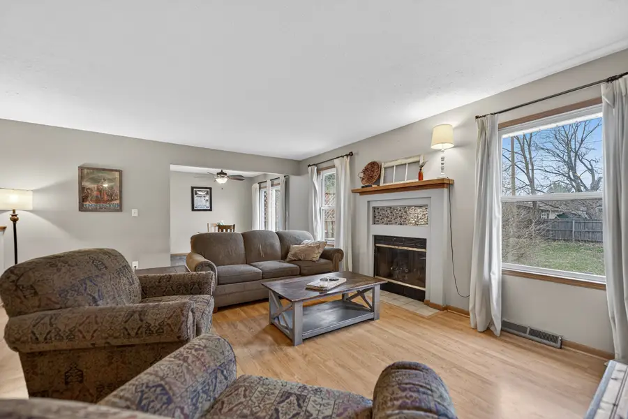 43 Thicket Lane, South Beloit, IL 61080 - #3