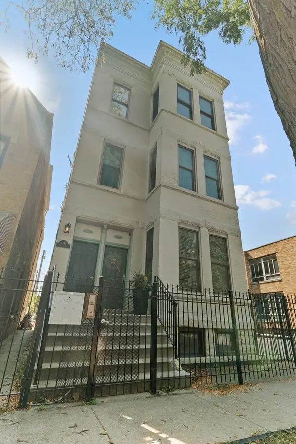 1849 W Superior Street #1, Chicago, IL 60622