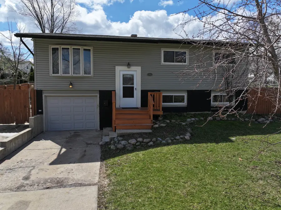 643 Armitage Avenue, Glendale Heights, IL 60139 - #2