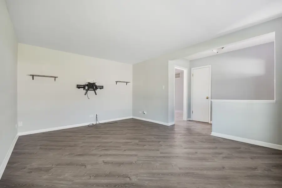 1241 Aspen Lane, Elk Grove Village, IL 60007 - #3