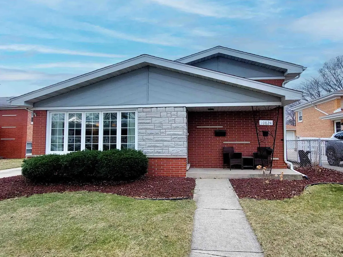 10824 Laporte Avenue, Oak Lawn, IL 60453 - #1