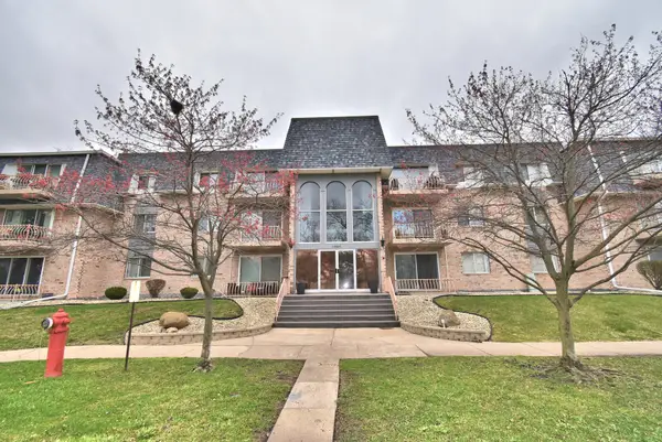 18855 Burnham Avenue #234, Lansing, IL 60438