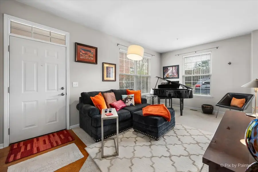 430 Commons Circle #430, Clarendon Hills, IL 60514 - #2