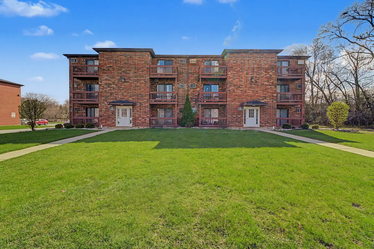 1003 Spruce Street #3B, Glendale Heights, IL 60139 - #1