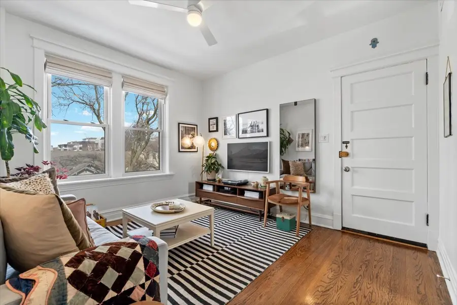 1056 N Leavitt Street #2R, Chicago, IL 60622 - #3