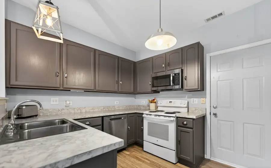 1481 Cambria Drive #3, Dekalb, IL 60115 - #2