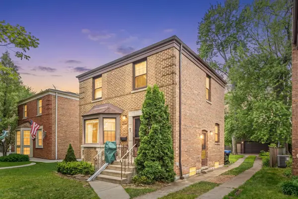 9932 S Maplewood Avenue S, Chicago, IL 60655