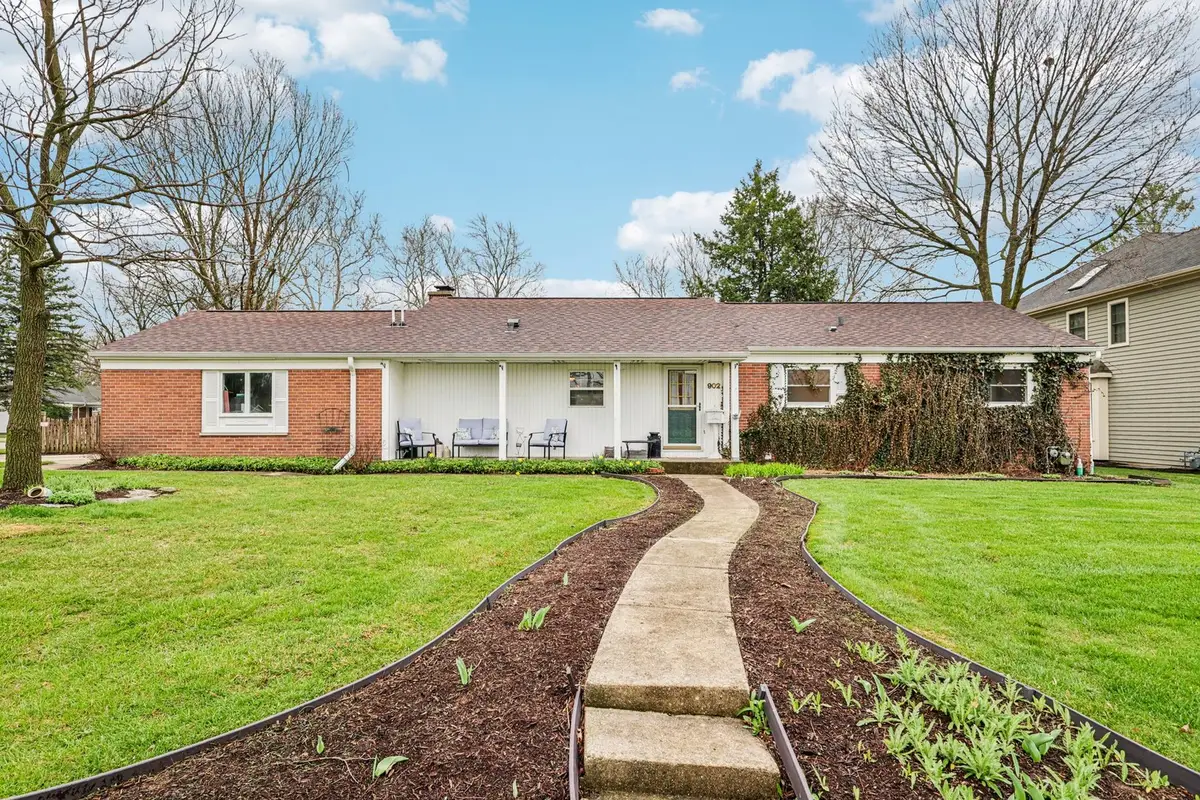 902 Arbor Court, Wheaton, IL 60189 - #1