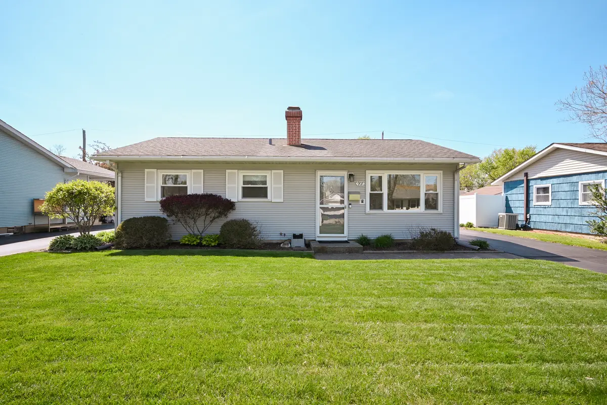 907 Lilac Lane, Joliet, IL 60435 - #1