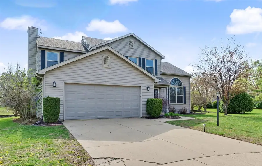 202 N Spruce Drive, Mahomet, IL 61853 - #3