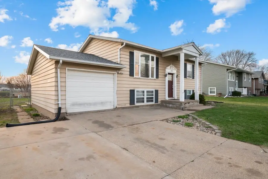 1500 9th Street Nw, Clinton, IA 52732 - #3