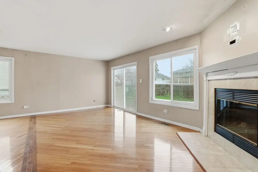 1423 Peachtree Lane, Lockport, IL 60441 - #3