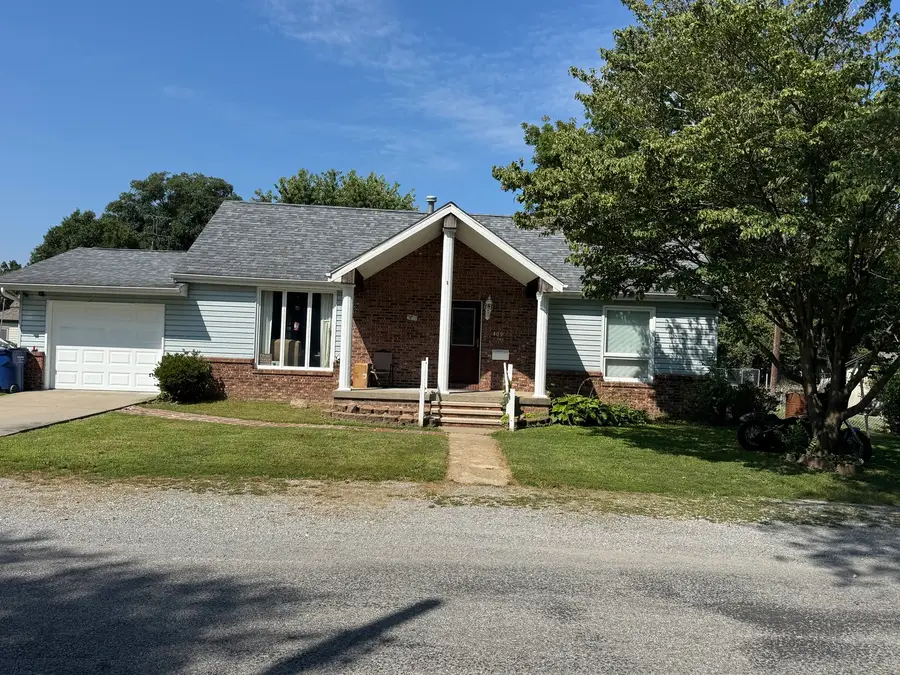 409 S Parkhill Street, West Frankfort, IL 62896 - #2