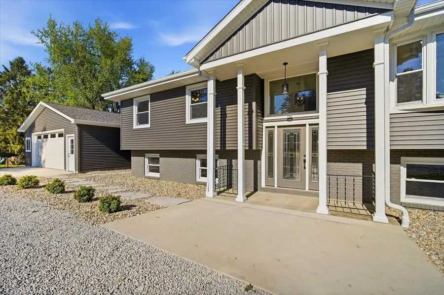 9646 Ridgewood Court, Bloomington, IL 61705 - #3