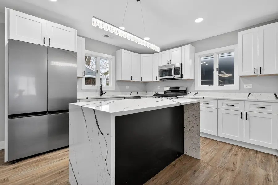 339 Blackhawk Drive, Park Forest, IL 60466 - #2