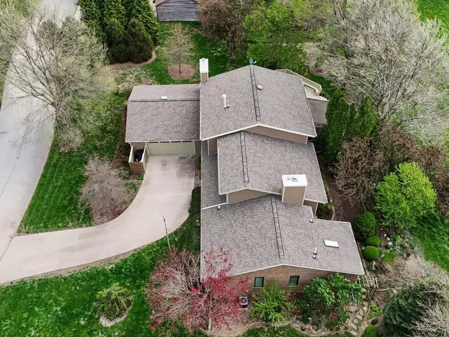 3207 Douglas Woods Drive, Urbana, IL 61802 - #2