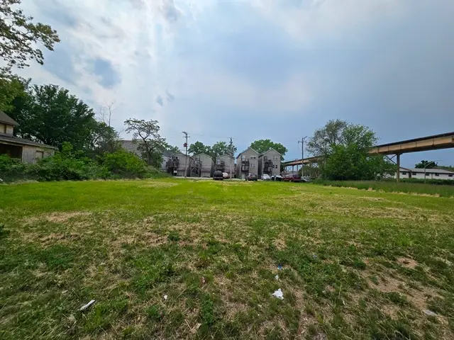 Address Withheld By Seller, Chicago, IL 60621 - #2