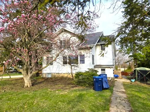 419 N Princeton Avenue, Villa Park, IL 60181 - #3