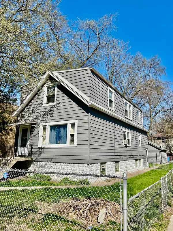 11741 S Stewart Avenue, Chicago, IL 60628