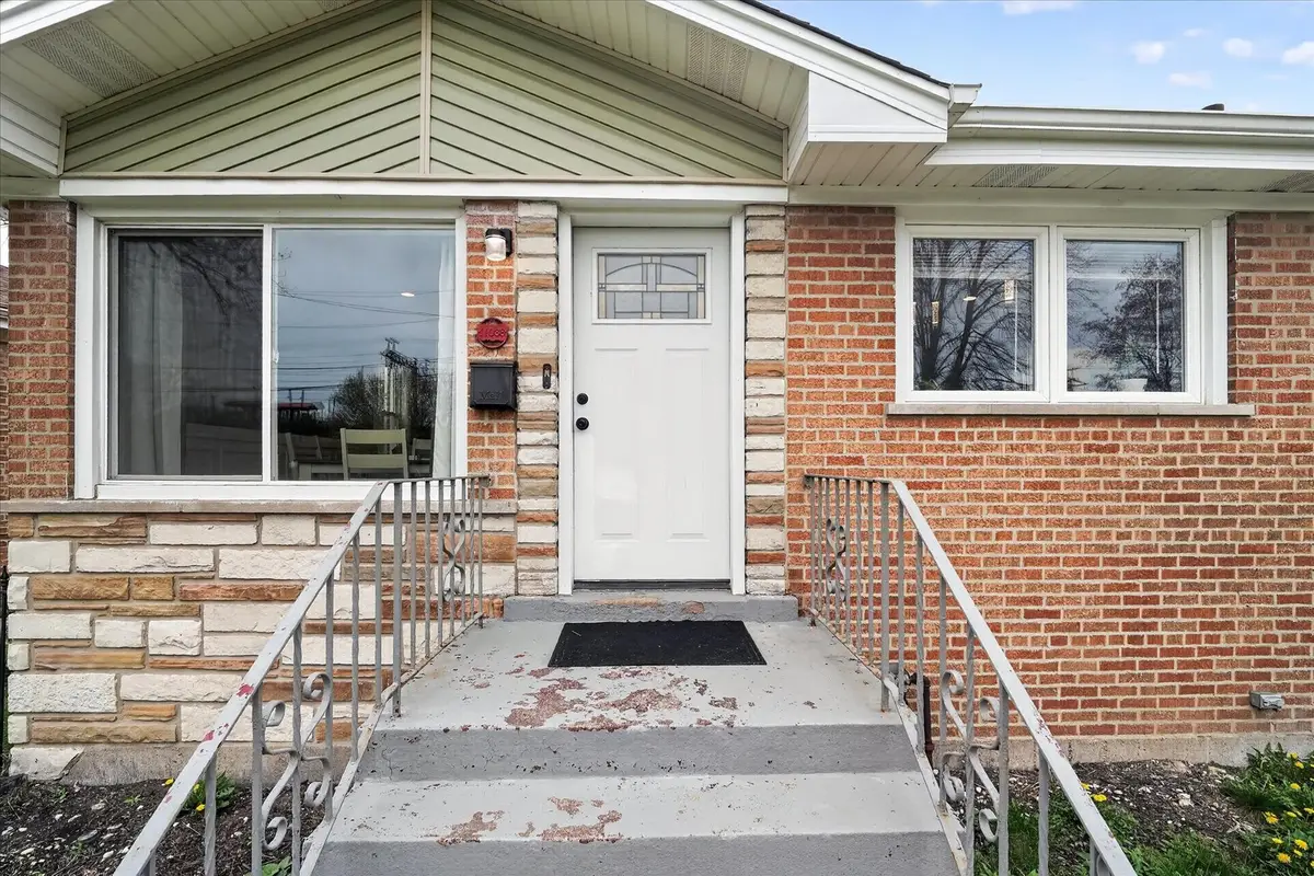 11038 S Eberhart Avenue, Chicago, IL 60628 - #1