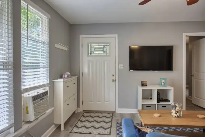 306 W Illinois Street, Urbana, IL 61801 - #3