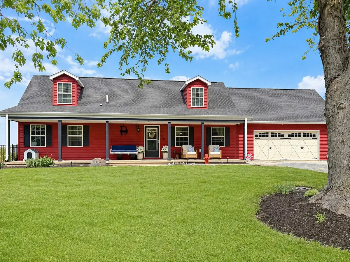 1202 Peters Drive, Saint Joseph, IL 61873 - #1