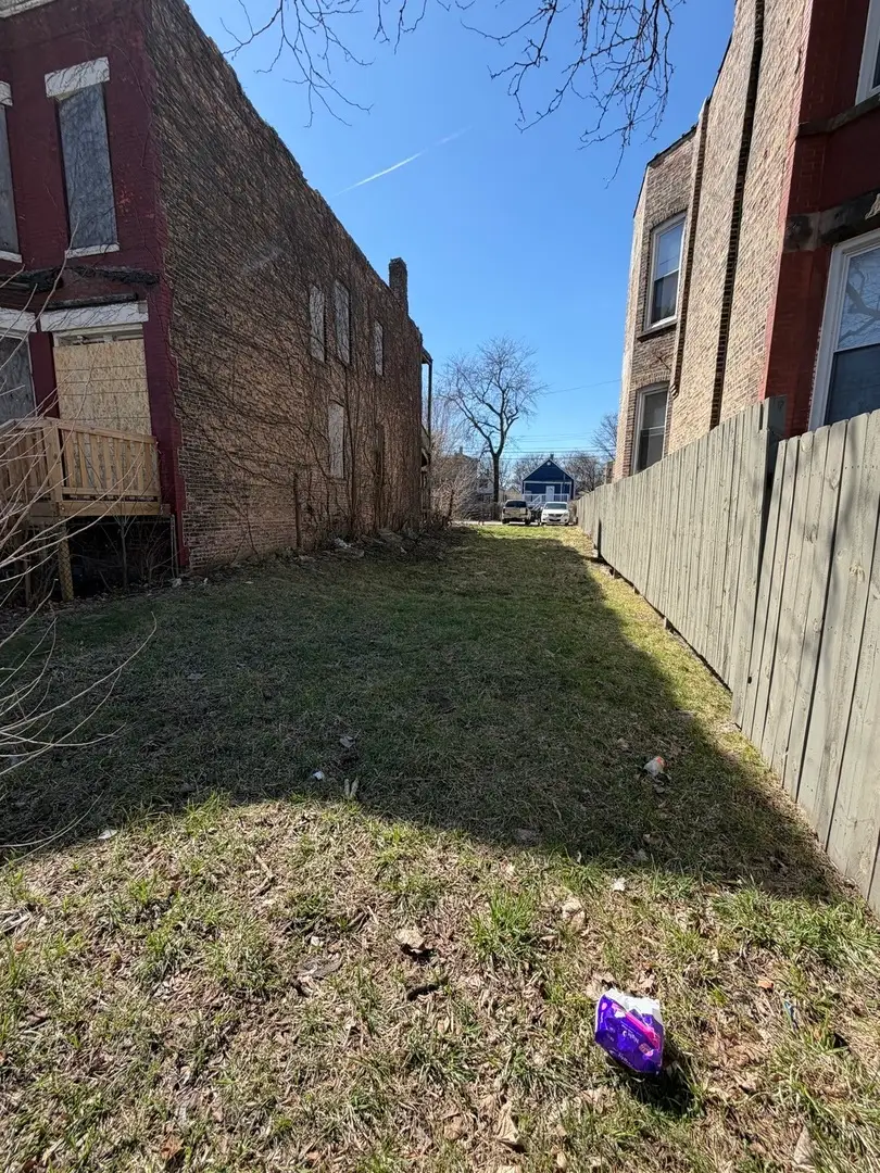 5530 S Carpenter Street, Chicago, IL 60621 - #1