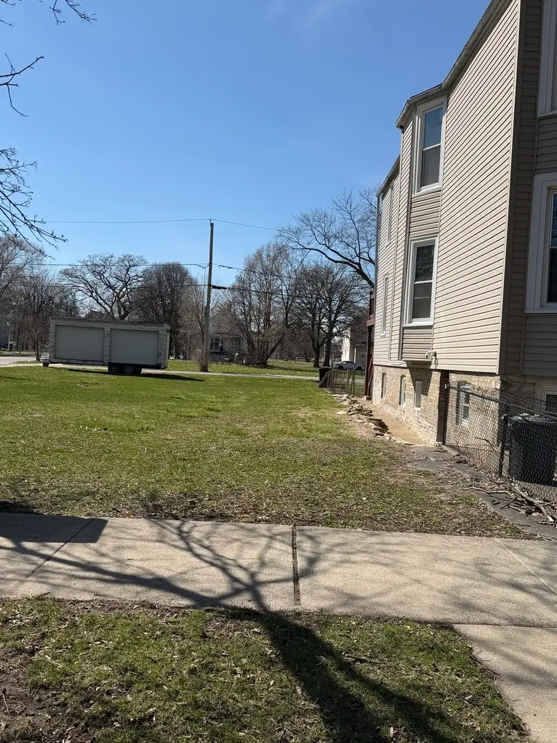 5954 S Carpenter Street, Chicago, IL 60621 - #1