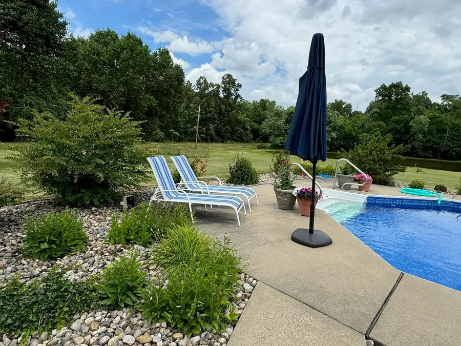 1016 Michael Lane, West Frankfort, IL 62896 - #3