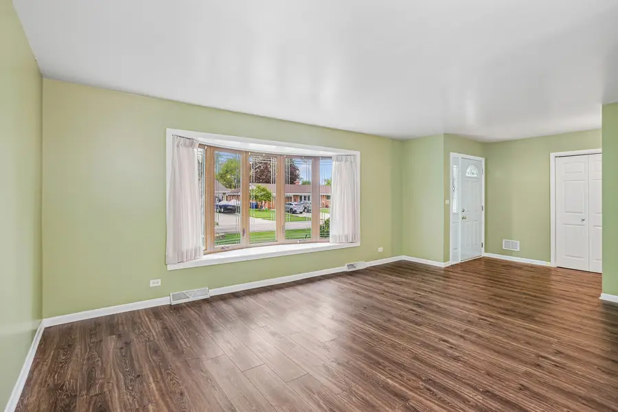 495 Kinkaid Court, Des Plaines, IL 60016 - #3