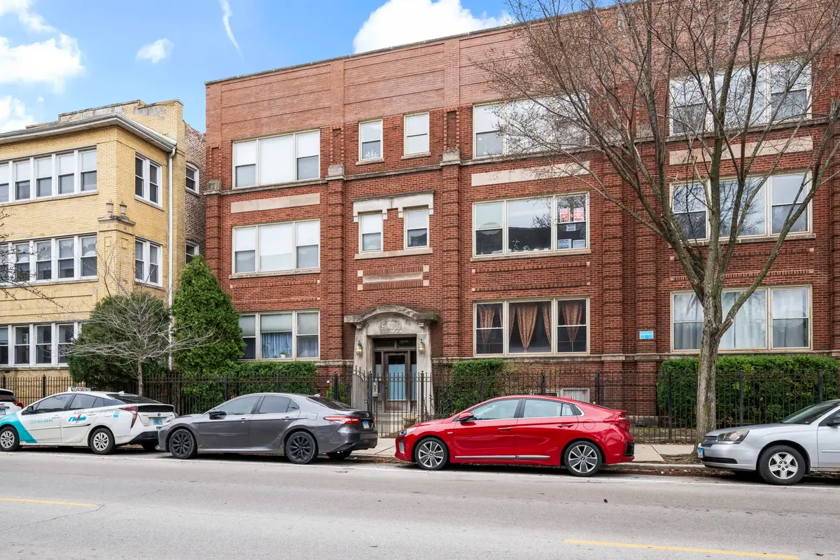 829 W Lawrence Avenue #3, Chicago, IL 60640 - #1