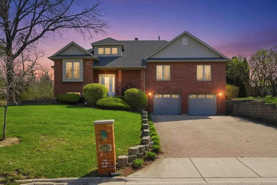 8839 S 83rd Avenue, Hickory Hills, IL 60457 - #2