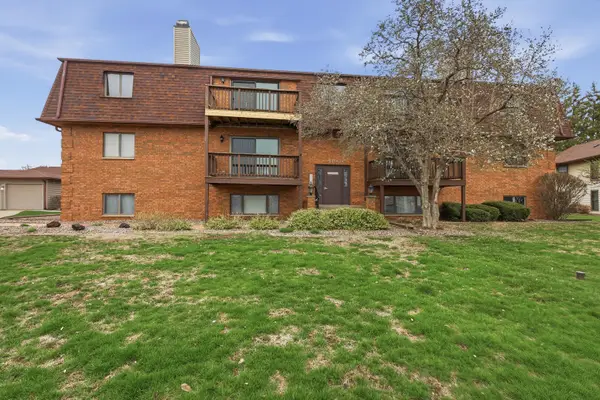 4190 Mallard Court #9, Bettendorf, IA 52722