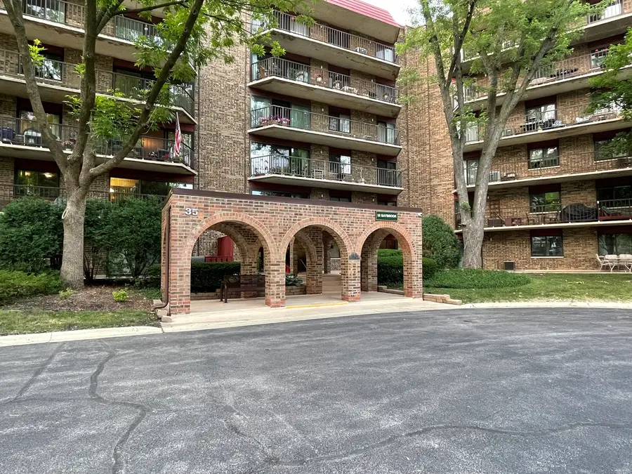 35 S Baybrook Drive #610, Palatine, IL 60074 - #2