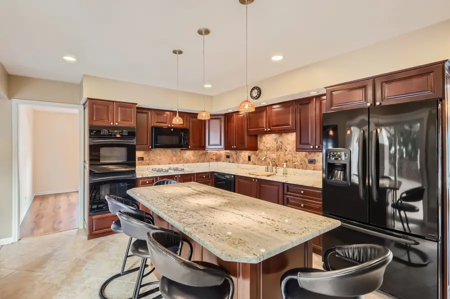 2S170 Stratford Road, Glen Ellyn, IL 60137 - #3