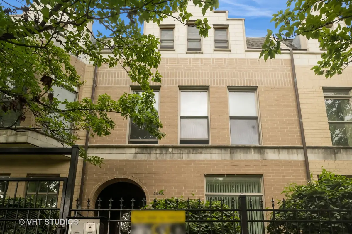 4453 S Berkeley Avenue #1, Chicago, IL 60653 - #1