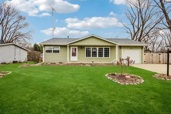 1618 Pine Trail, Sycamore, IL 60178