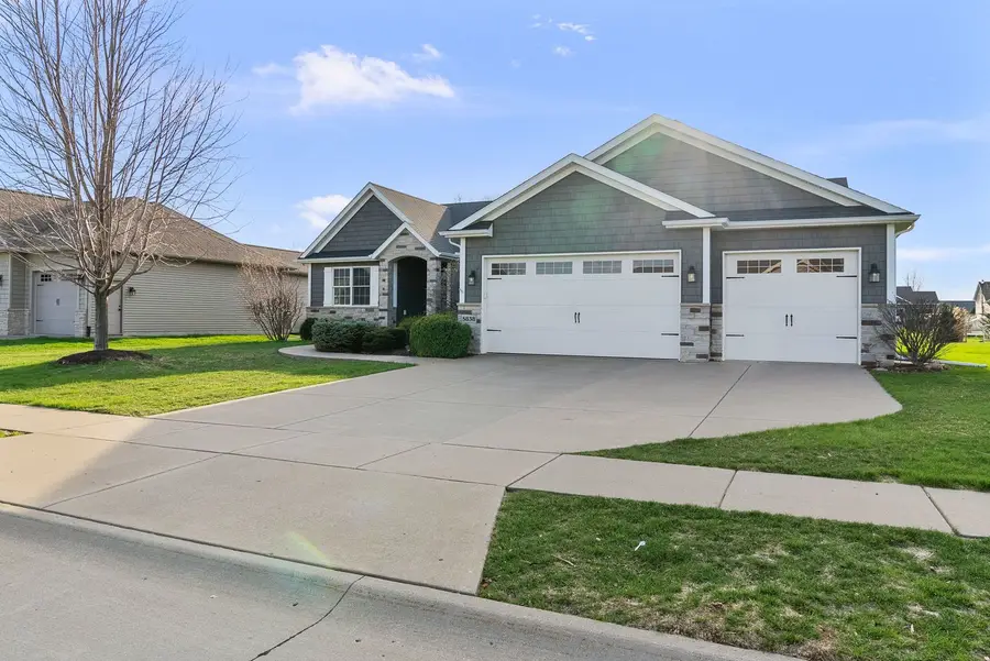 5838 Vanderginst Court, Bettendorf, IA 52722 - #2