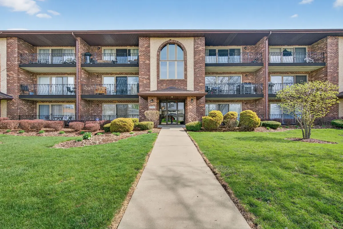 7545 Sheridan Drive #2-3D, Willowbrook, IL 60527 - #1