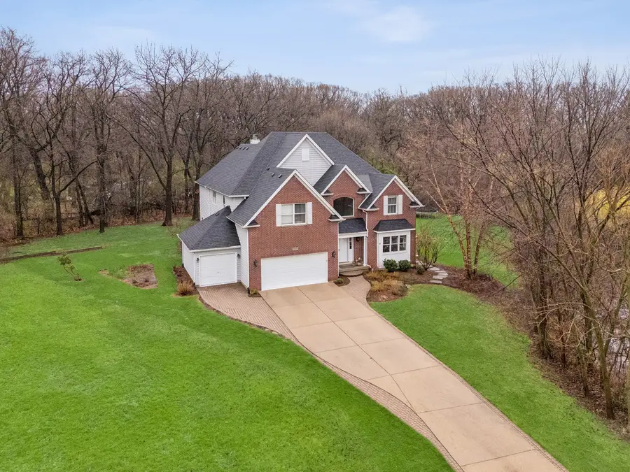 9025 Darien Woods Court, Darien, IL 60561 - #3