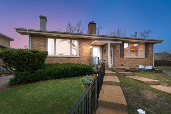 9308 Home Court, Des Plaines, IL 60016