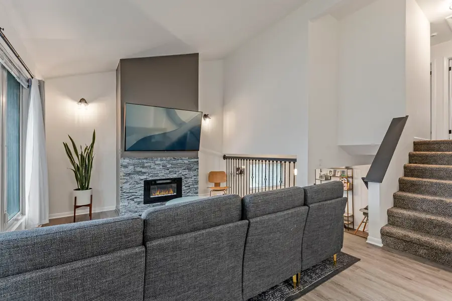 9308 Home Court, Des Plaines, IL 60016 - #3