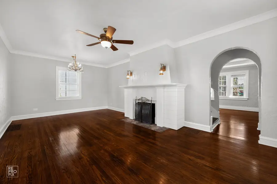 120 E Fremont Avenue, Elmhurst, IL 60126 - #3