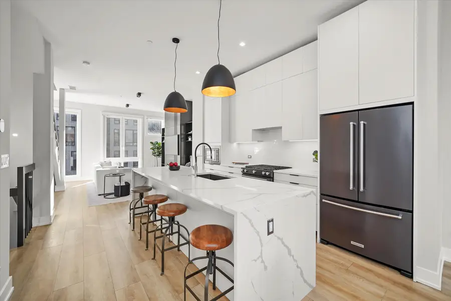 3206 N Keeler Avenue, Chicago, IL 60641 - #3