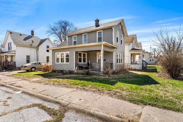 323 W 16th Street, Davenport, IA 52803