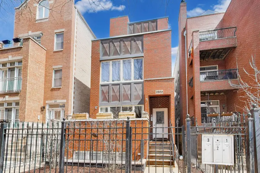 2851 N Damen Avenue #1, Chicago, IL 60618 - #2