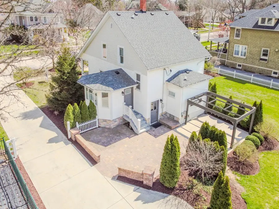 220 Hickory Street, Frankfort, IL 60423 - #3