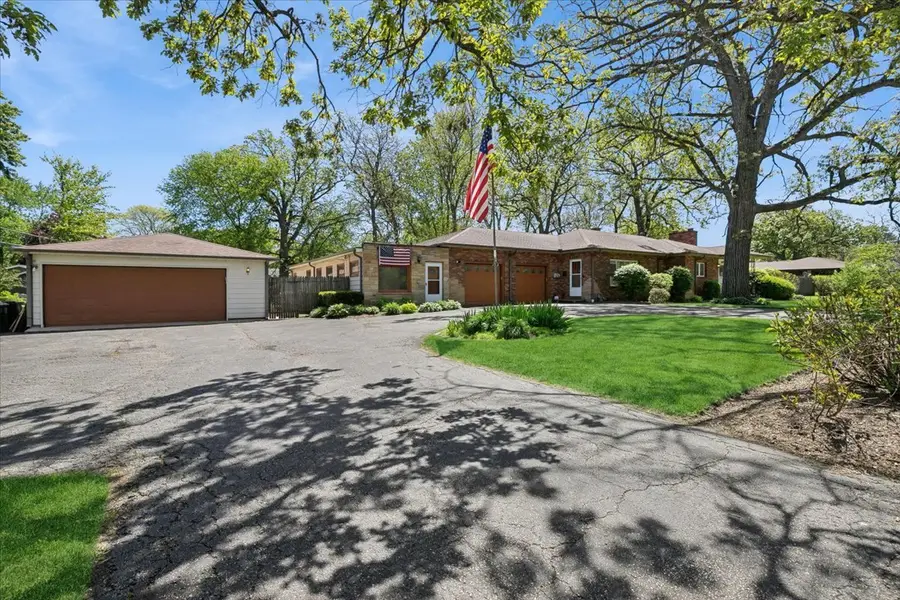 667 N Lake Street, Grayslake, IL 60030 - #2